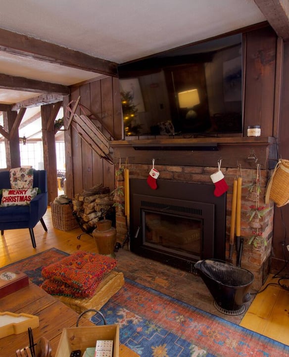 Living Room & Fireplace